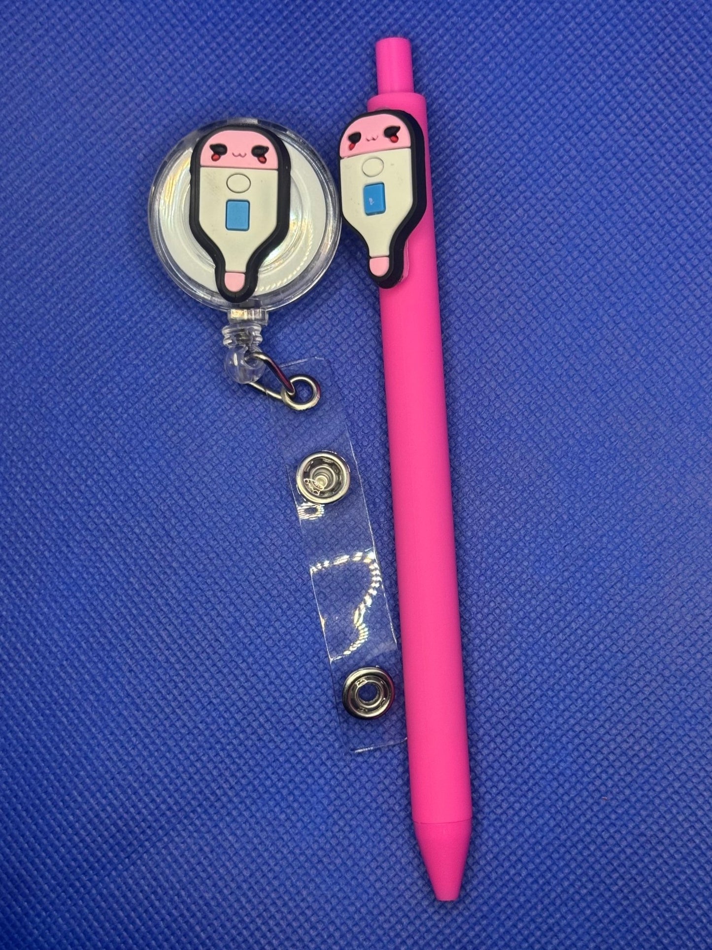Retractable ID Holder and Pen Set - Country Nurse