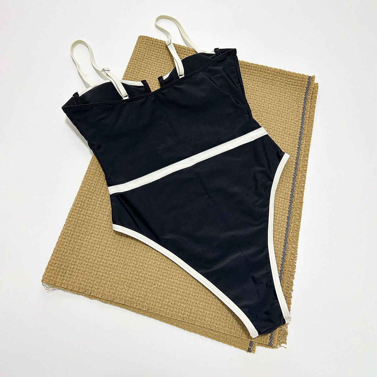 Fashion Personality Female Bikini New Swimwear - Country Nurse