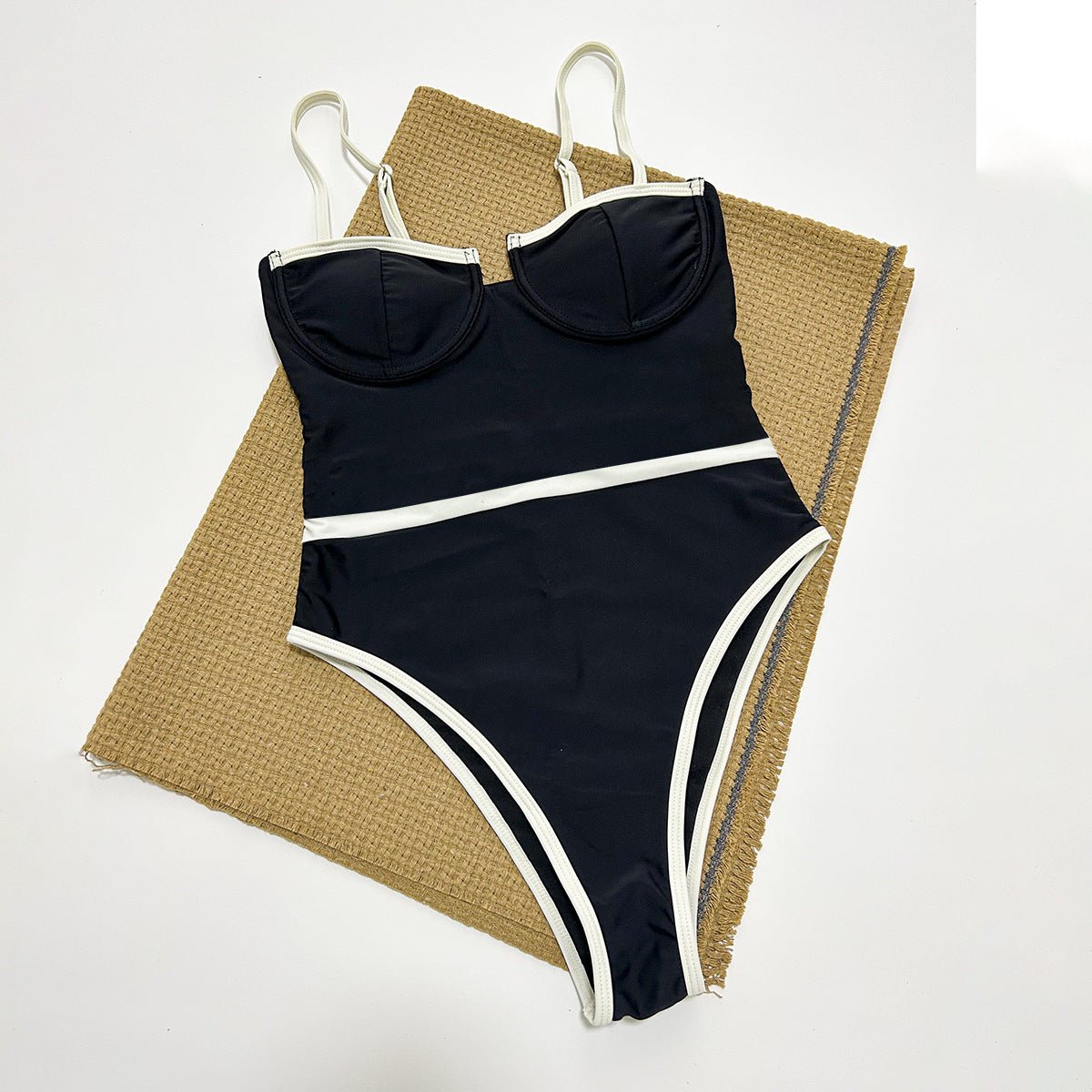 Fashion Personality Female Bikini New Swimwear - Country Nurse