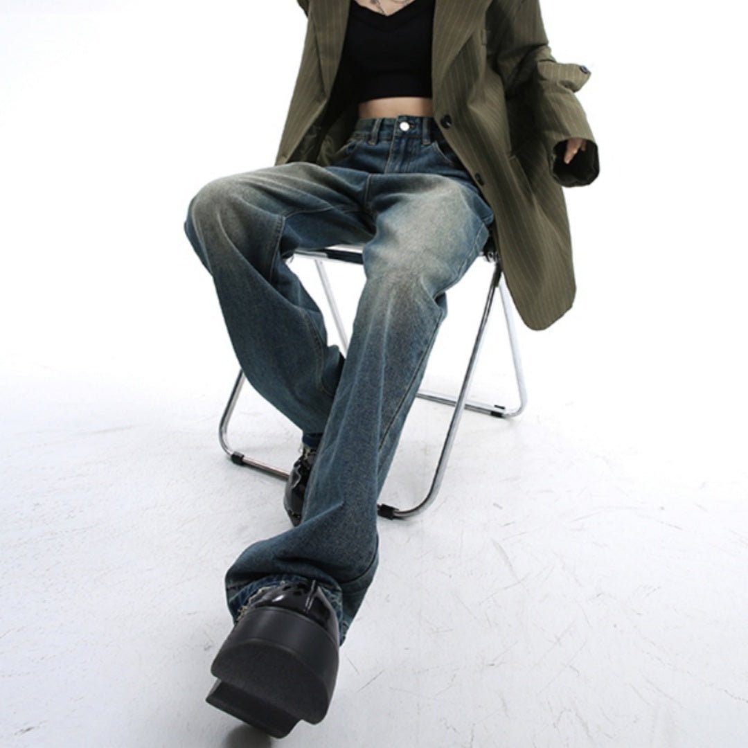 High - waisted, Straight - leg Vintage Jeans Woman - Country Nurse