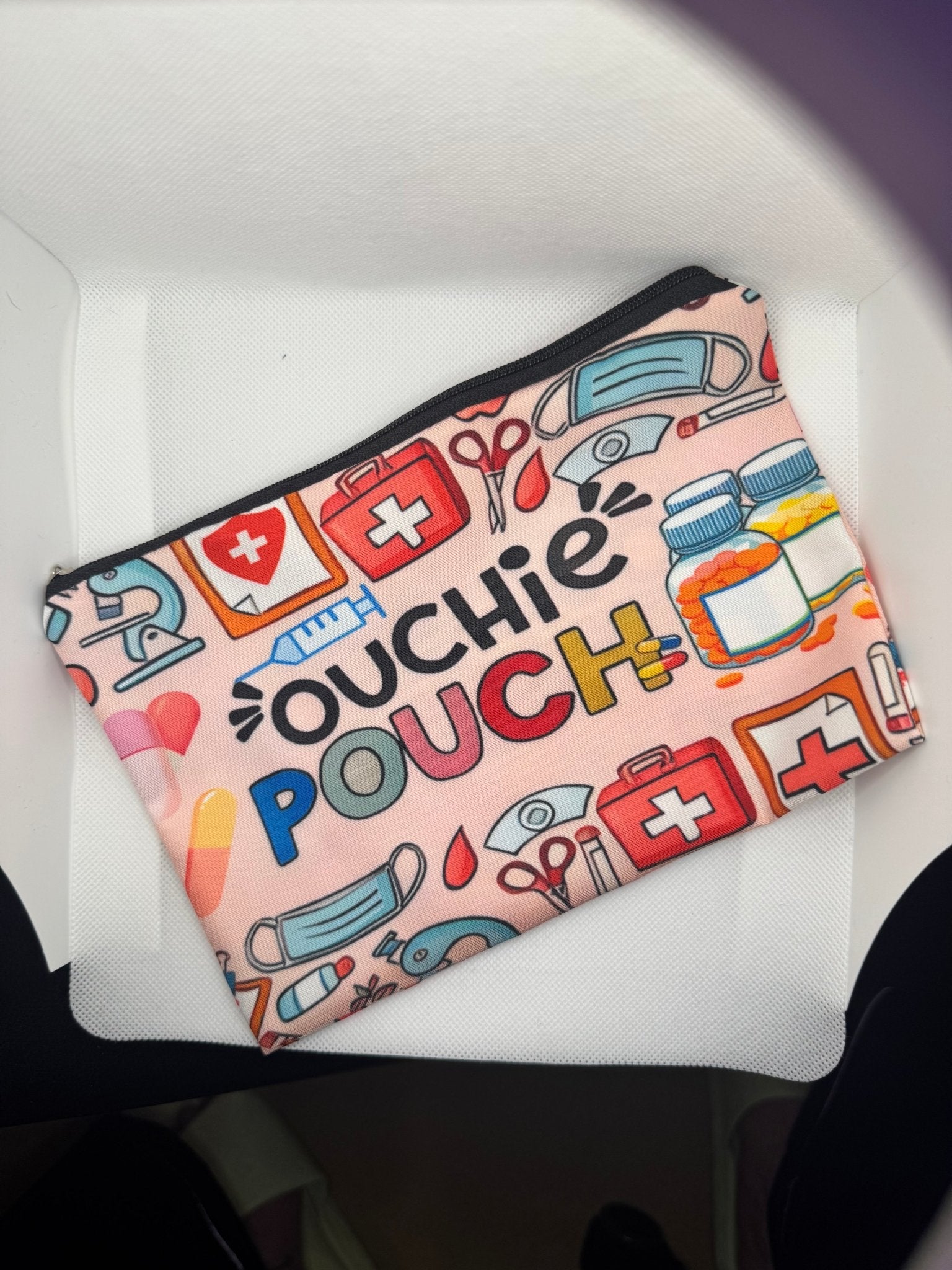 Nurse Pouch - Country Nurse