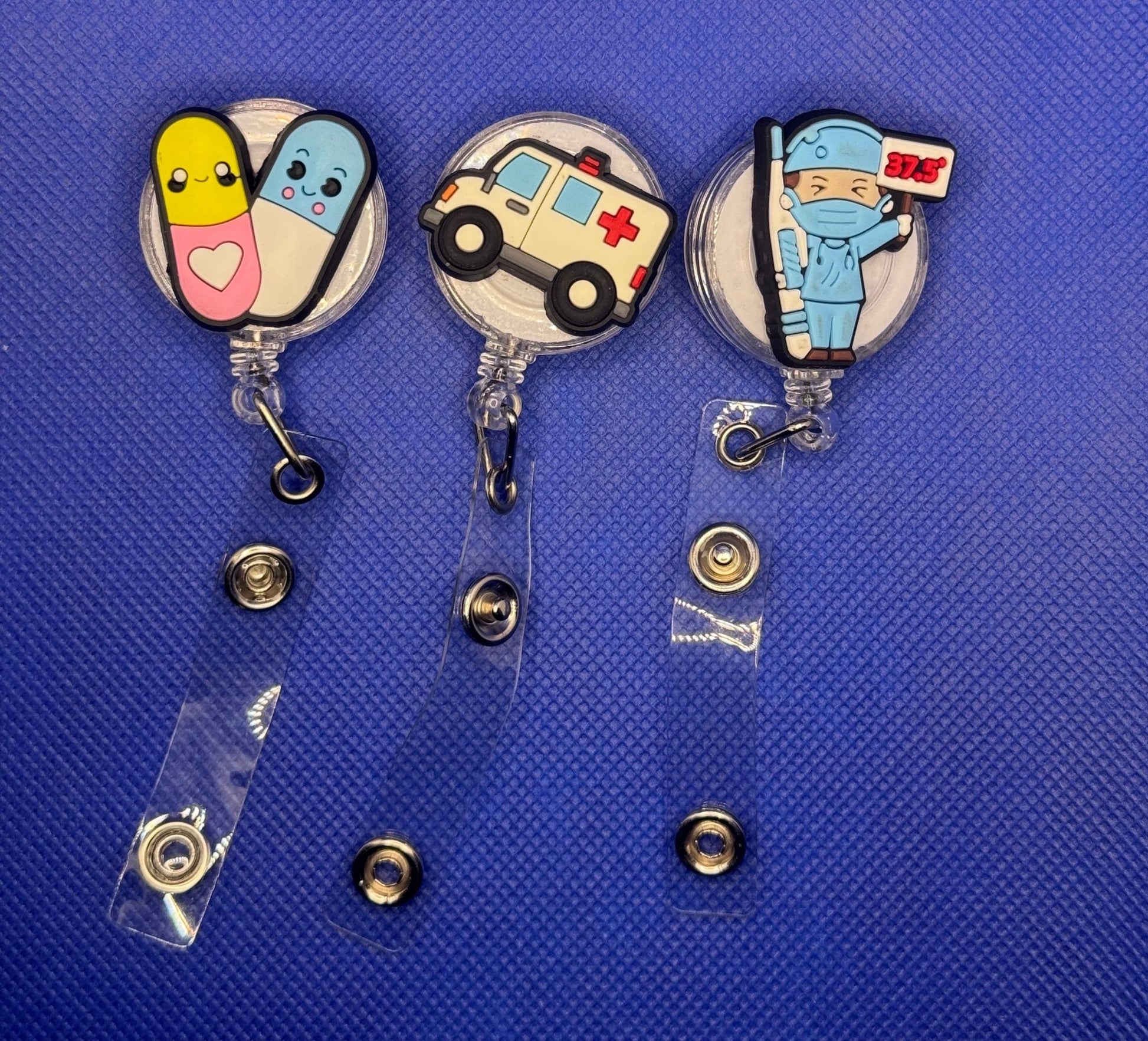 Retractable ID Badge Holder - Country Nurse