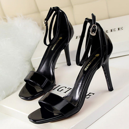 Sexy nightclub sandals with one word - Country Nurse