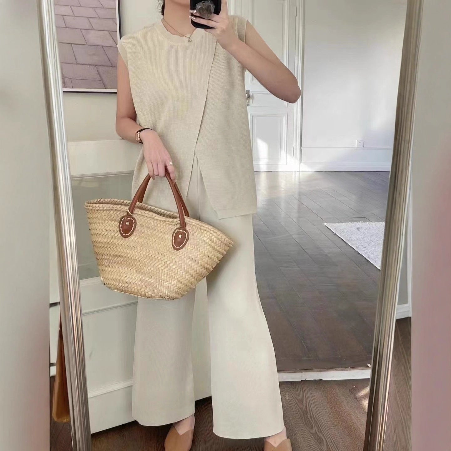 Sleeveless Crew - Neck Slim - Fit Striped Knit Top And Wide - Leg Pants Set - Country Nurse